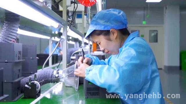 江苏无锡：多举措为民营企业开启发展新通道 北京智能驾驶研发：一线闪耀创新智慧之光