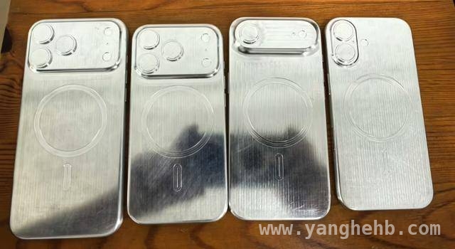 苹果9月推iPhone 17，轻薄Air与激进系统升级并存