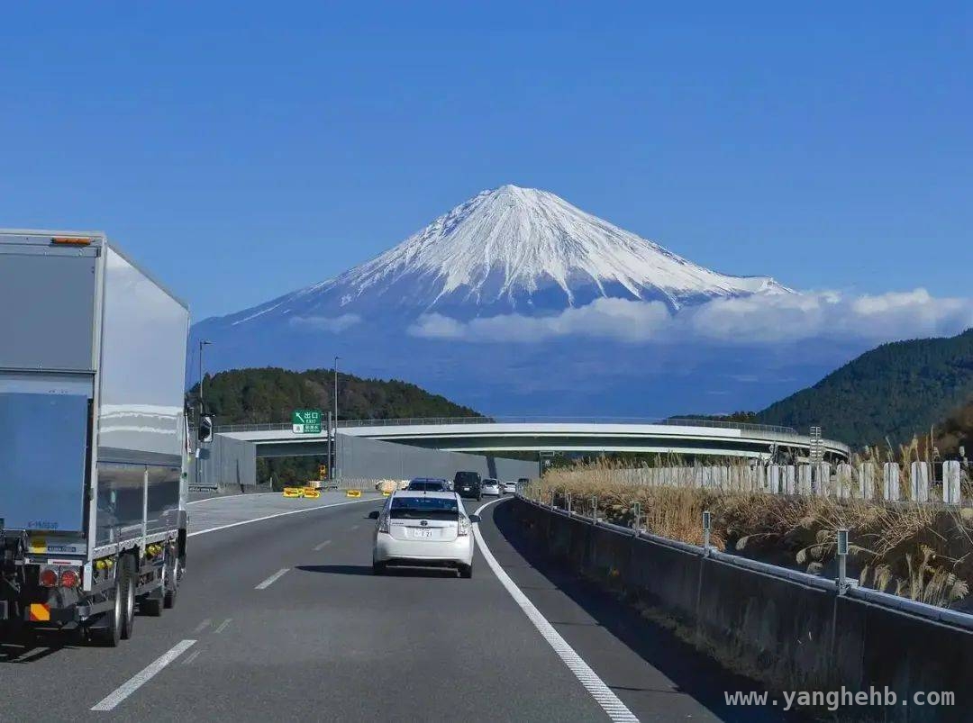 4000日元登山费！日本静冈县为富士山管理出新招，富士山旅游新规：静冈县今夏开启收费与限时登山模式
