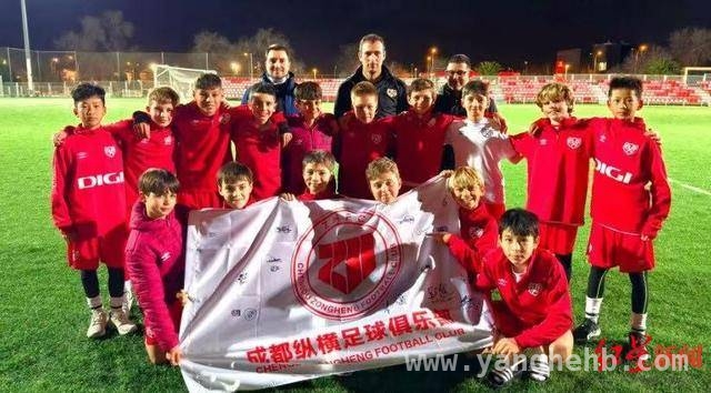 西甲“黑马”青训迎中国少年，张涵生林子凡有望改写足球历史，成都两小将叩开西甲青训大门，未来闪耀世界杯可期？