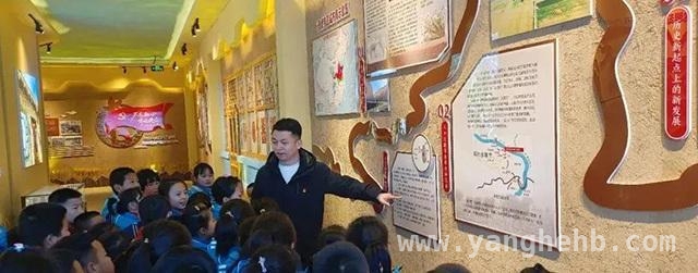 面粉厂里的思政课：达拉特旗小学生的别样学习之旅