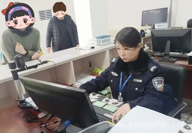 登封警方春日出击，用爱诠释“群众事无小事”，阳春三月，登封交警与民警书写暖心服务篇章