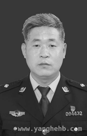 山西运城两民警办案途中车祸牺牲，一人脱险 运城民警车祸：张俊瑞、刘世学牺牲，王雷云脱险