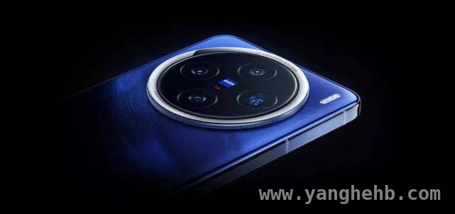 vivo X200s vs OPPO Find X8s，直屏之战谁能胜出？ 全能轻薄直屏旗舰vivo X200s，值得你等待！