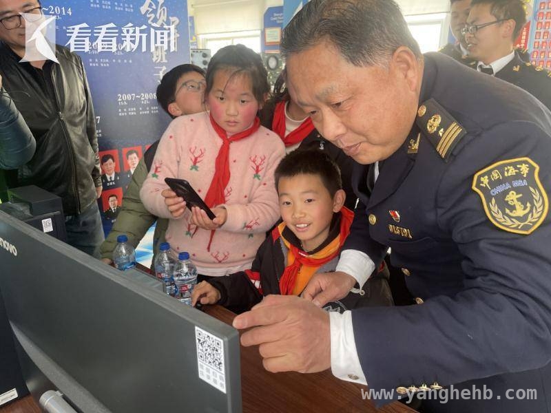 科技实践点亮安全意识，上海海岸电台活动助力青少年成长