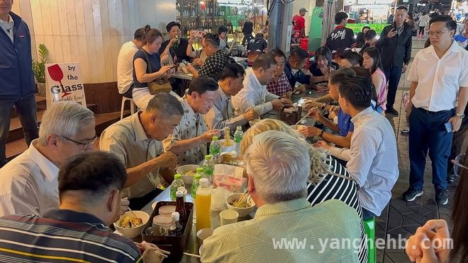 泰国素万那普机场新动态：泰王出席，苏提达、佩通坦各有故事，泰国机场启用仪式大揭秘：苏提达魅力尽显，佩通坦危机四伏