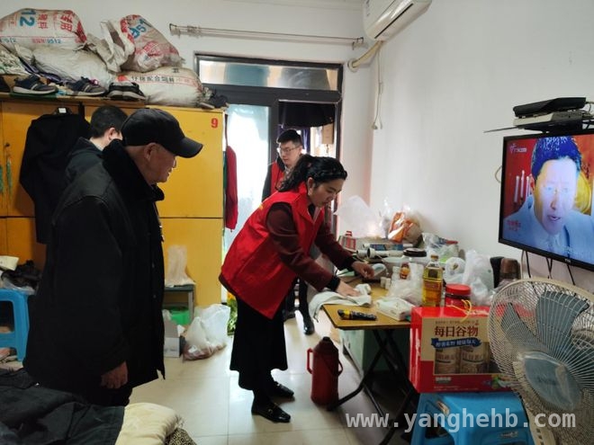 龙兴镇三月文明实践活动，让雷锋精神代代相传 渝北区龙兴镇以雷锋精神为引，开启社区治理新篇