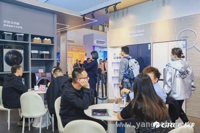 格力AWE2025大放异彩，引领全屋家电变革新风潮，AWE2025上的格力：从空调王者迈向全屋健康家电领航者
