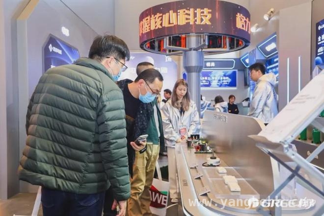 格力AWE2025大放异彩，引领全屋家电变革新风潮，AWE2025上的格力：从空调王者迈向全屋健康家电领航者
