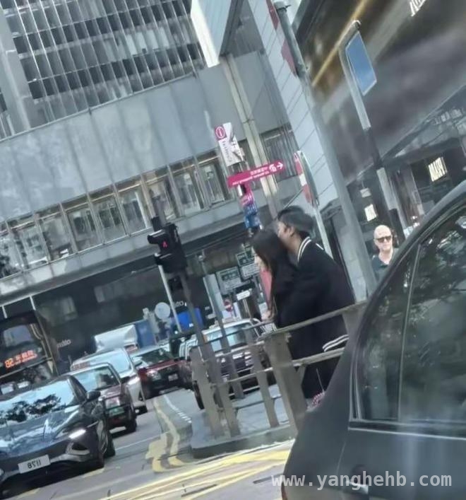 王思聪状态大变，是为万达危机愁白了头？，37岁王思聪白发凸显，万达债务危机影响几何？