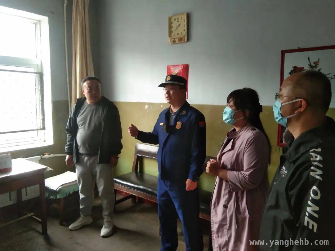 南芬区卫健局及医疗机构参加消防培训，共筑安全屏障，南芬区消防救援大队走进卫健局，为医疗机构消防安全“充电”