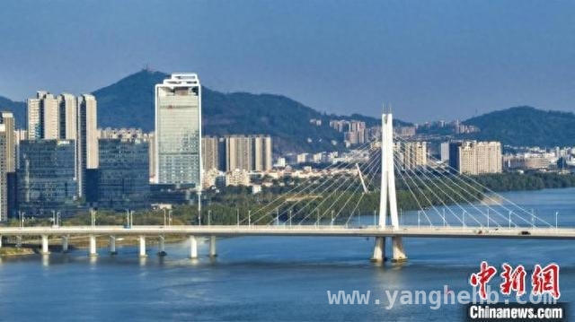 广州南沙粤港合作聚焦“港艇北上”，共探游艇产业新机遇 “粤港月讲”研讨“港艇北上”，为大湾区游艇产业添动力