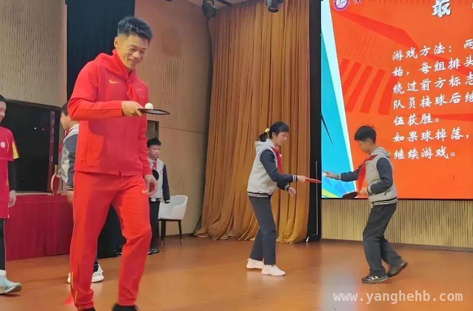 2025南京田联室内赛：运动员感受古都魅力，传递追梦精神