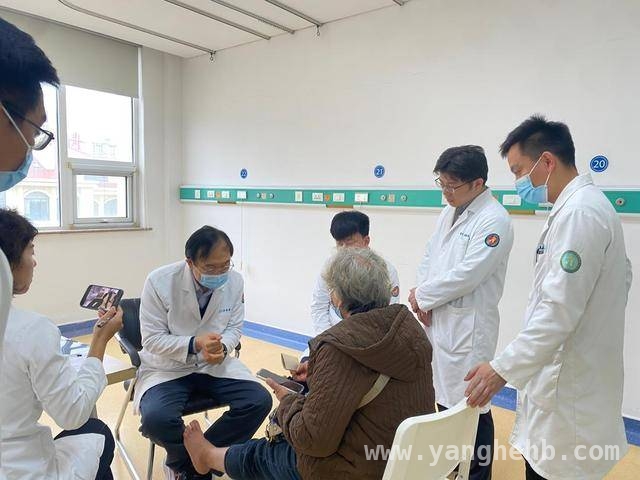 青大医疗集团西海岸二院足踝外科：依托顶级资源，为患者带来福音