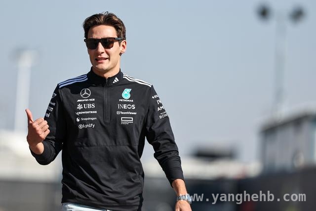 2025 F1中国大奖赛：皮亚斯特里首登中国站之巅，迈凯伦揽下冠亚 2025 F1中国赛：皮亚斯特里首冠创历史，迈凯伦一二带回显实力