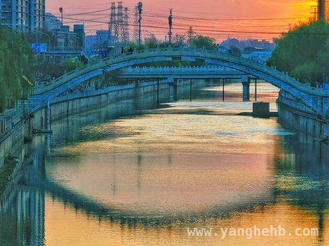 北京3月24日晨光开启，看摄影师定格的美好 3月24日北京晨光：用镜头捕捉的诗意瞬间