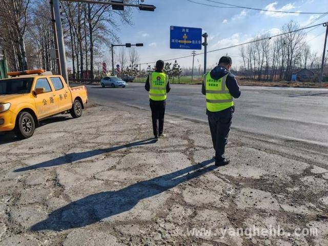 岚山养护中心春季发力，为公路安全畅通保驾护航，岚山养护中心抢抓黄金期，路况调查成效初显