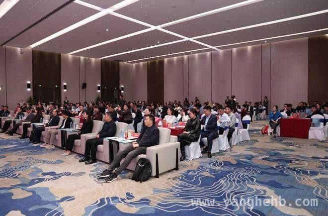 绿地·齐鲁之门业主年会：多元服务赋能，AI引领产业变革