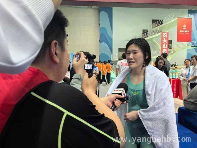 2025春锦赛落幕：奥运冠军云集，青岛成游泳赛事福地，全国春季游泳锦标赛收兵，青岛赛事经济火热来袭