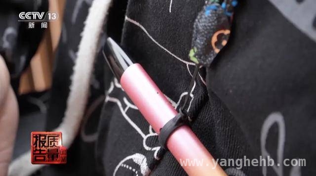 果味电子烟：未成年人烟瘾的“隐形杀手”，警惕！果味电子烟在未成年人中悄然蔓延