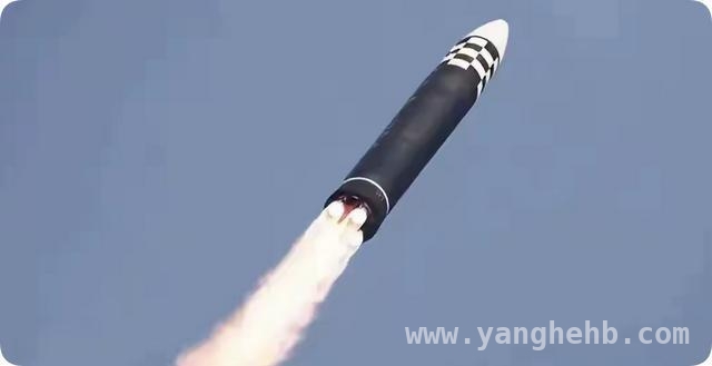 “火星炮 - 19”横空出世，朝鲜导弹实力震惊世界！