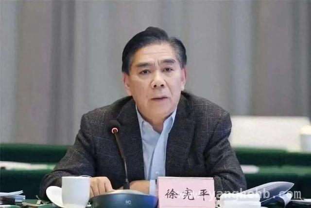 徐宪平：昔日发改委要员，如今身陷违纪调查风波 发改委原副主任徐宪平：从职场风云到违纪审查