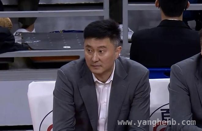 广东男篮逆转吉林，争4之路再现生机！，广东与吉林之战：外援闪耀，争4曙光初现！