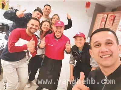 中国餐饮出海热潮：多元发展与文化传播并进