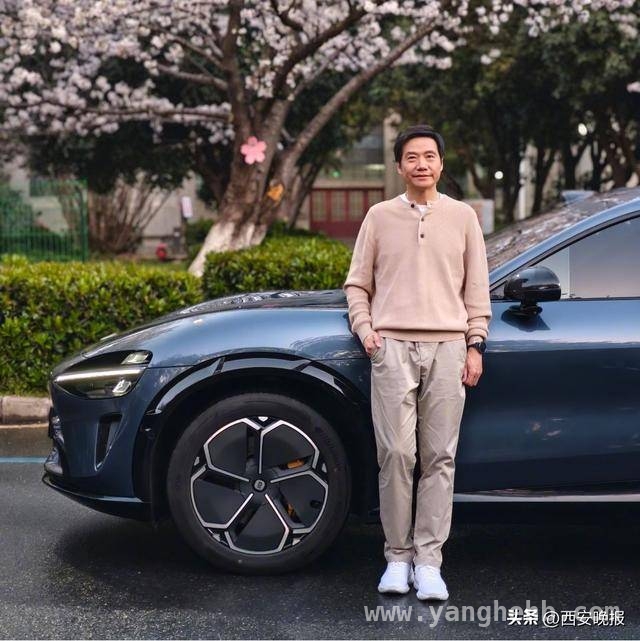 雷军抖音涨粉惊人，广告商单计划遭否认 雷军粉丝突破4500万，广告报价曝光后官方发声