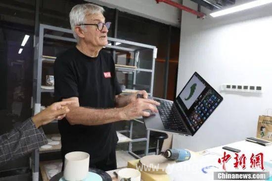 景德镇：“洋景漂”的陶瓷艺术梦想之地