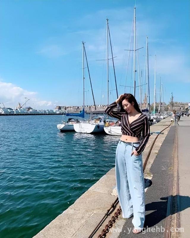 谢玲玲态度成谜，胡美贻豪门准儿媳身份悬了？ 胡美贻：从港姐到豪门边缘，命运几何？