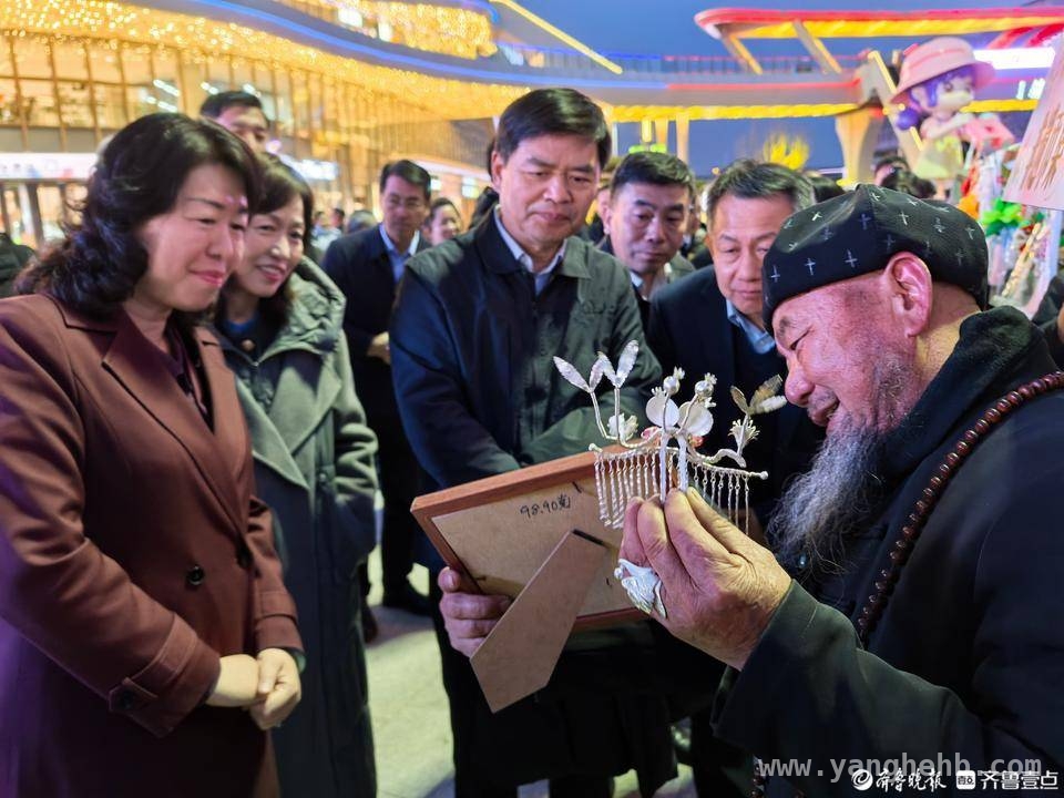 泰安春季村晚启动，文化赋能乡村振兴新征程 山东泰安春季村晚启幕，文旅发展势头正盛