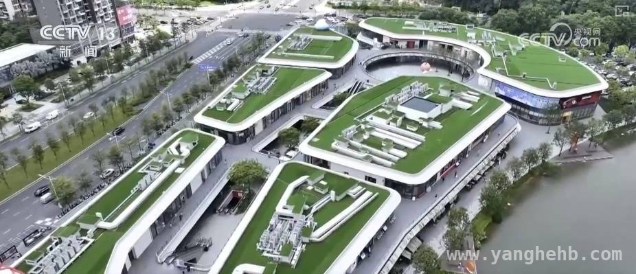 深圳商场升级，日均近10万客流的魅力何在？，深圳商场改造新体验，周末客流火爆！
