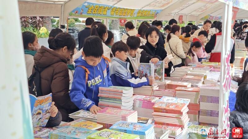 荔湾区全民阅读活动启动，诗词大会连接大湾区内外 从荔湾区全民阅读活动看文化传承与交流新趋势