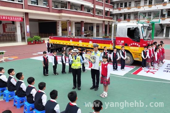 兴业县中小学安全教育活动：科技与实践共筑安全防线 安全教育日，兴业县中小学开启多样安全宣传教育之旅