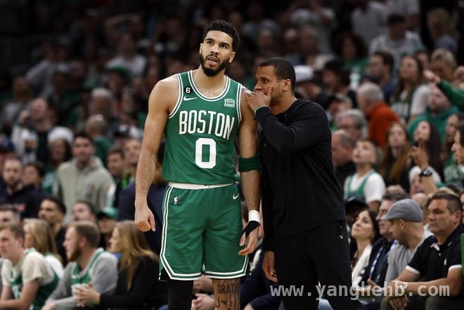 NBA赛况：凯尔特人击败马刺，塔图姆助攻亮眼引关注