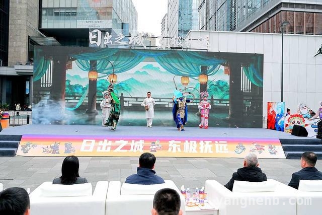 新航线架起成都抚远文旅融合之桥，“日出之城”牵手“天府之国”，旅游新潮流来袭