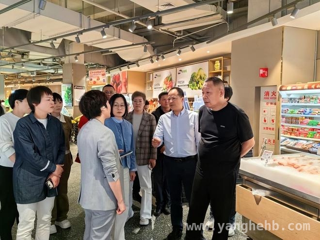 胖东来高薪引发热议，于东来呼吁提升员工待遇