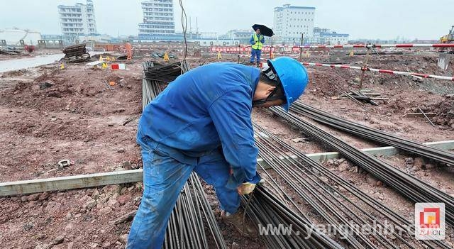 自贡获“中国绿色氟都”称号，产业发展秘诀大起底，解密自贡：“中国绿色氟都”的崛起之路