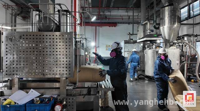 自贡获“中国绿色氟都”称号，产业发展秘诀大起底，解密自贡：“中国绿色氟都”的崛起之路