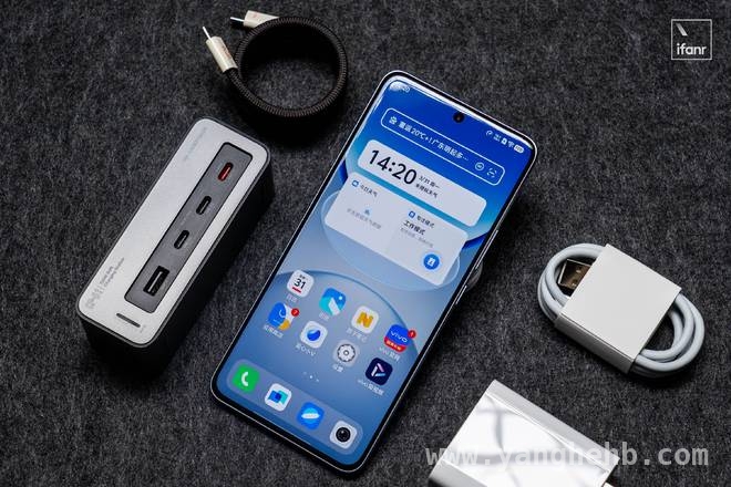 vivo Y300 Pro：续航充电双强，轻薄性能兼备的神机来袭！
