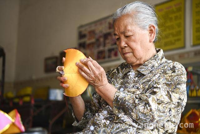从广西“三月三”看绣球文化的传承与发展
