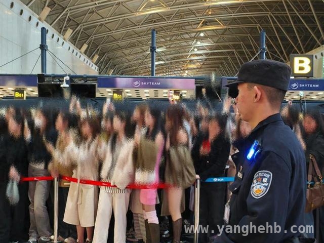 首都机场严打“饭圈”扰序，守护公共安全，北京机场多举措整治“粉丝追星”乱象，倡导理性追星