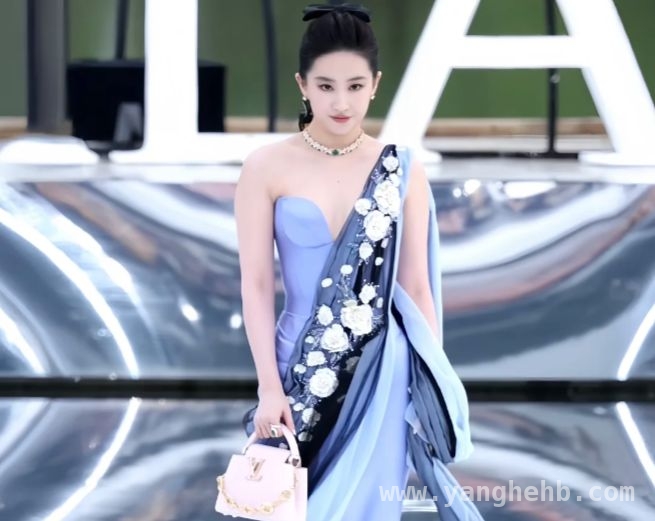 内娱女星红毯争艳，谁才是最耀眼的那颗星？