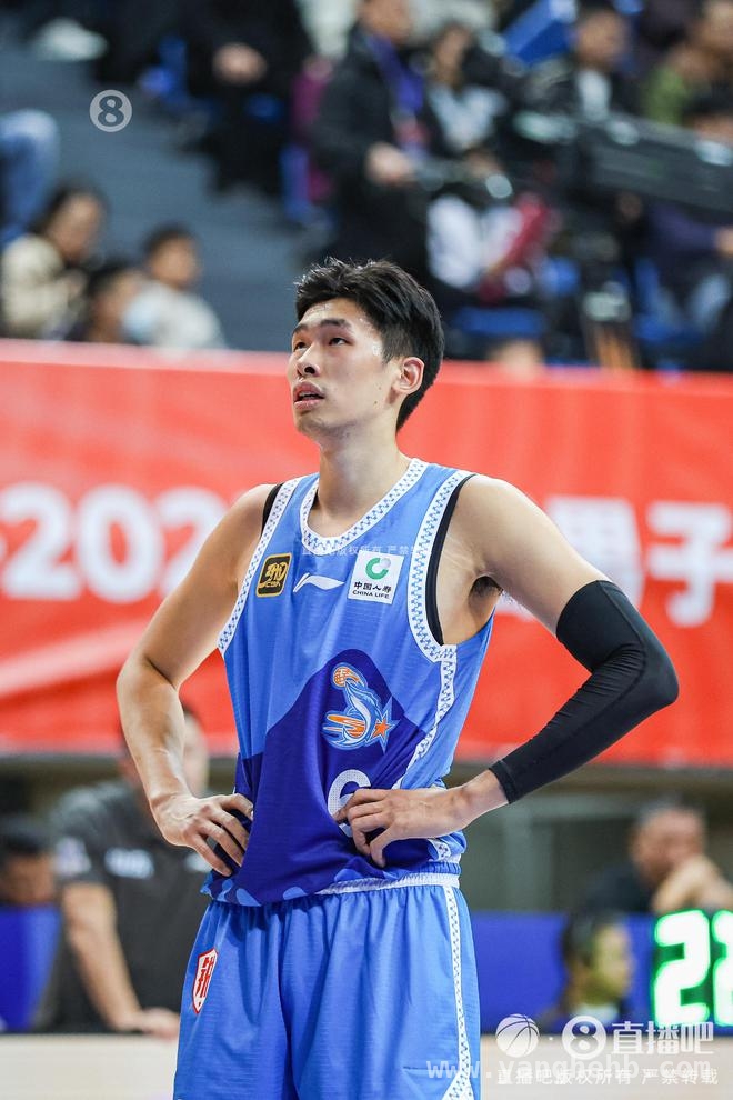 CBA新秀邹阳入选最佳阵容二阵，回顾新秀赛季感恩成长 邹阳入选国内球员最佳阵容二阵，回顾新秀历程展望未来