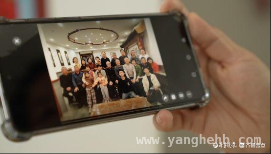 六十余载分离，一朝跨越海峡的团圆时刻，海峡隔不断亲情：李长荣回乡祭祖圆梦