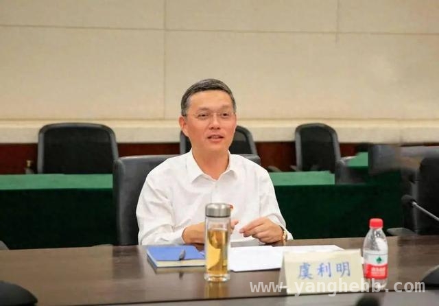 杭州银行行长虞利明突然离职，董事长暂代履职，突发！杭州银行行长突然辞职，背后原因引人猜测