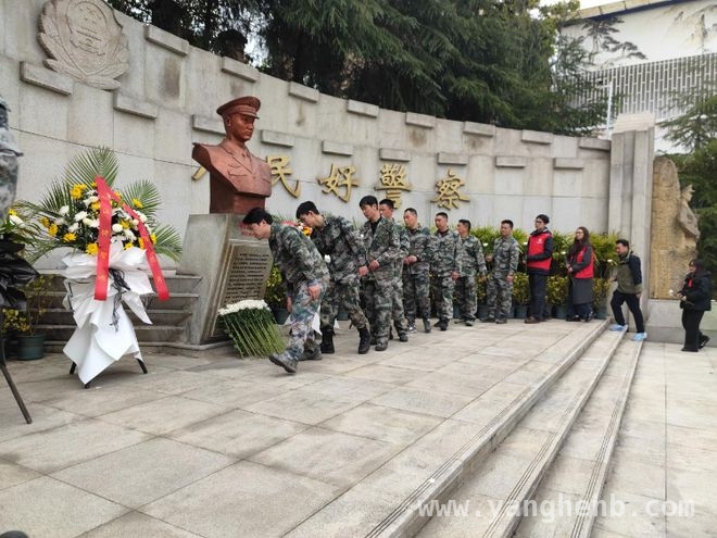 石船镇清明祭英烈，百余人缅怀英雄功绩