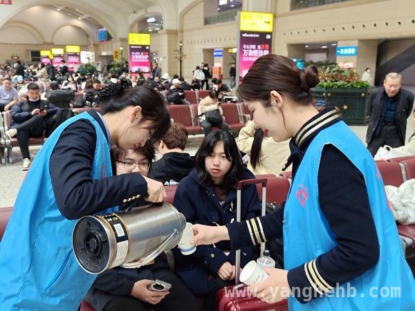 哈铁清明假期预计送客158万，运力安排大揭秘，2025清明假期哈铁预计发送旅客158万，多举措保障出行