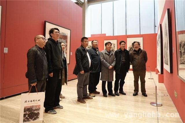 3.走进“从大海到大山”李宝林艺术展，领略老一辈艺术家风采，1.“从大海到大山”李宝林艺术展启幕，展现艺术魅力与文化担当
